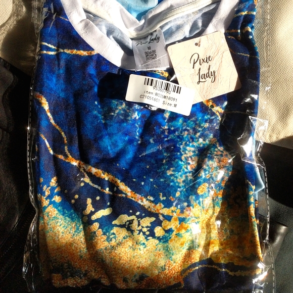 Brand new with tags tee - Picture 1 of 3